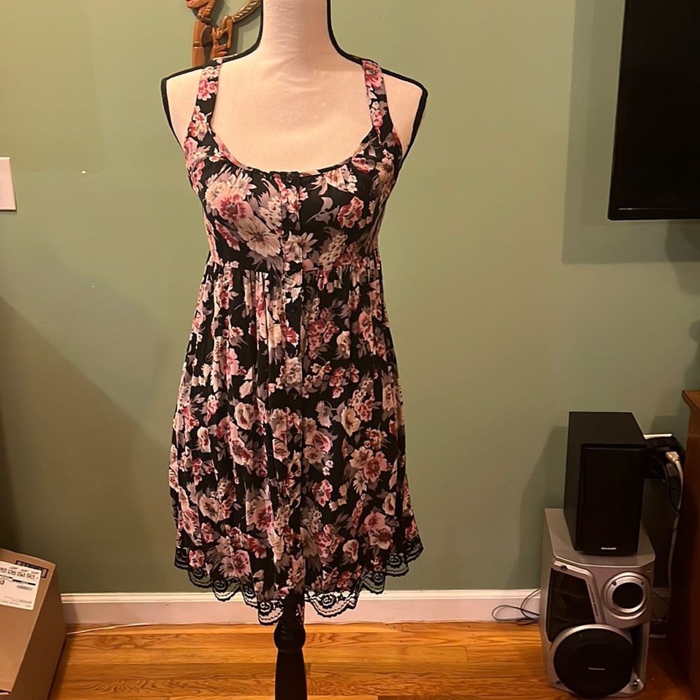 Material Girl Macys button front tie back lace inset mini dress size small